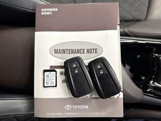 2018 Toyota C-HR - Thumbnail