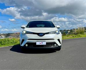 2018 Toyota C-HR - Thumbnail