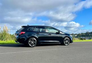 2023 Toyota Corolla - Thumbnail