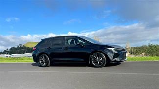 2023 Toyota Corolla - Thumbnail