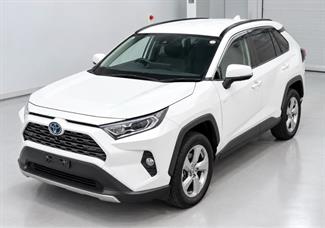 2021 Toyota RAV4 - Thumbnail