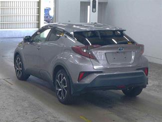 2018 Toyota C-HR - Thumbnail