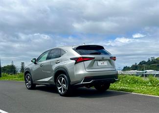 2018 Lexus NX300H - Thumbnail