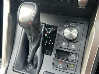 2018 Lexus NX300H - Thumbnail