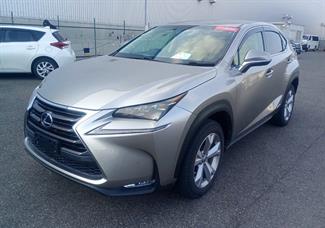 2016 Lexus NX300H - Thumbnail