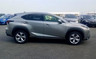 2016 Lexus NX300H - Thumbnail