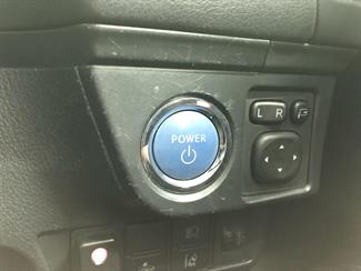 2016 Toyota Corolla - Thumbnail